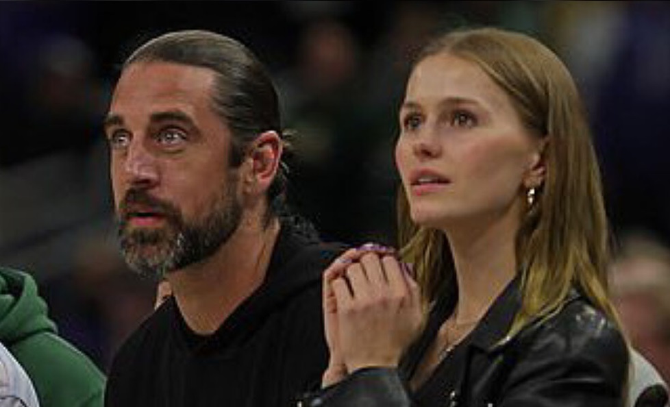 Aaron Rodgers and His Girlfriend Mallory Edens Bought a Christmas Tree