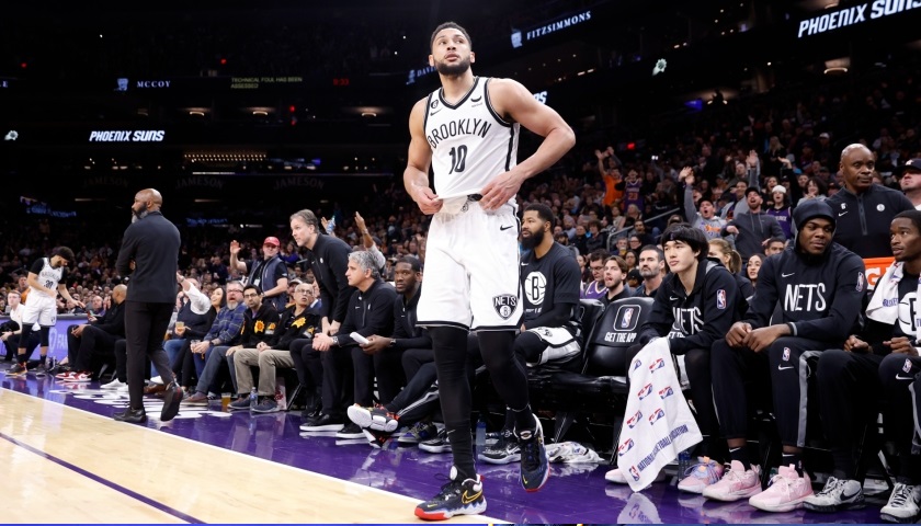 Struggling Simmons ejected as Nets lose again