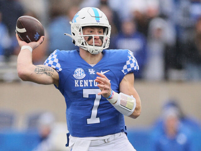 Titans move up to draft QB Will Levis in 2nd round