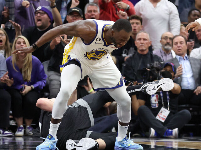 Draymond ejected for stomping on Sabonis, says it was ‘solid basketball play’