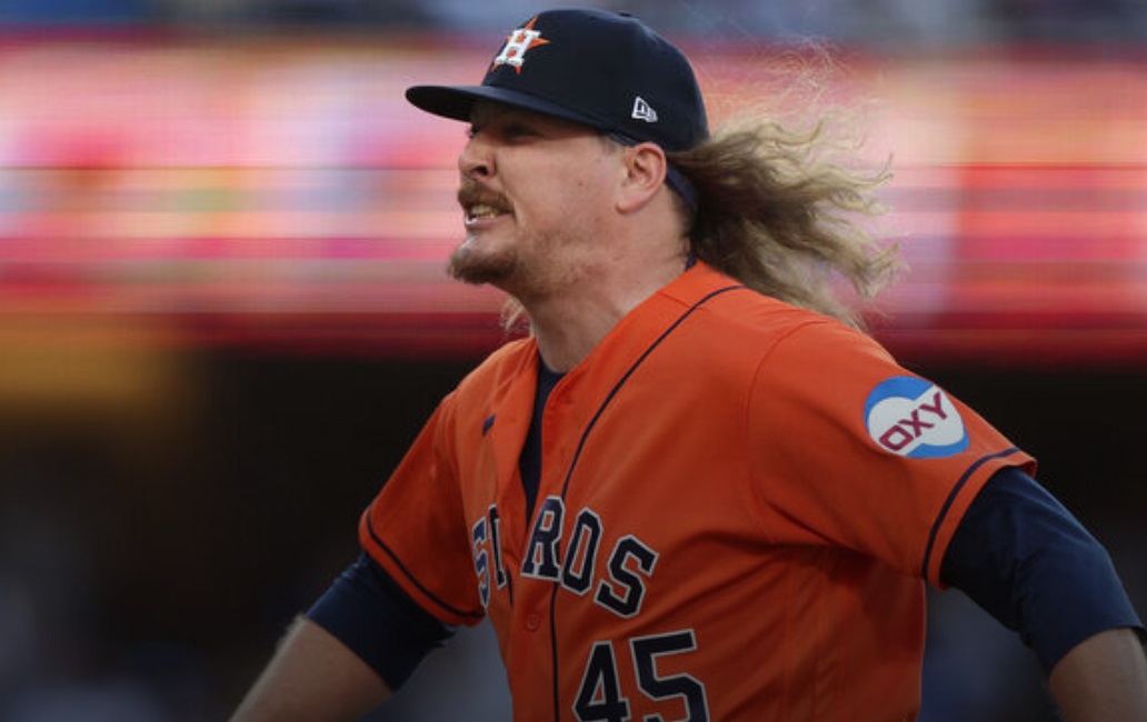 Astros’ Stanek, Baker ejected after balk during wild inning in loss to Dodgers