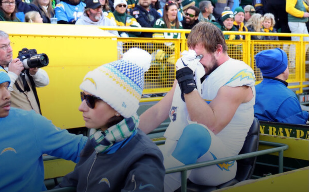 Chargers’ Bosa carted off with foot injury