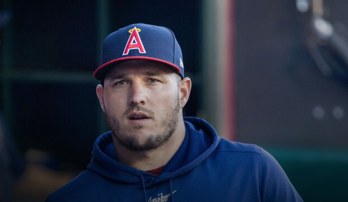 Angels GM rules out trading Trout