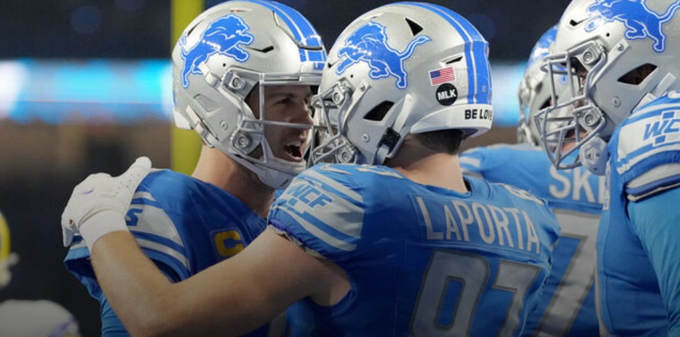 Lions spoil Stafford’s return, win 1st playoff game in 32 years