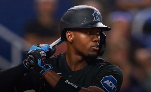 Report: Giants, Soler agree to 3-year, M deal