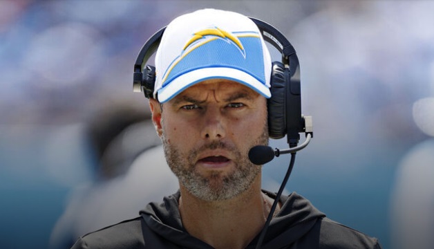 49ers interview former Chargers head coach Staley for DC job