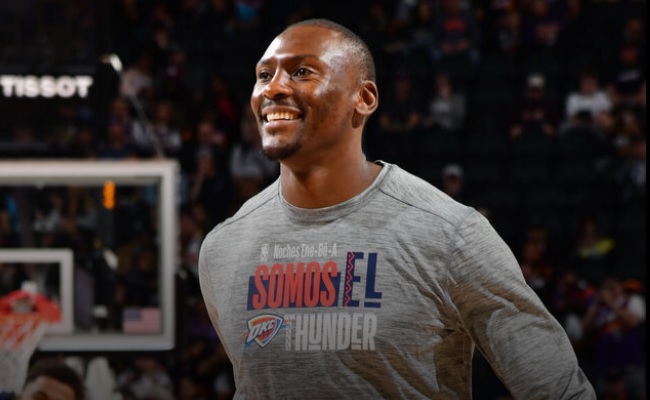 Thunder’s Biyombo appears to collapse on sideline