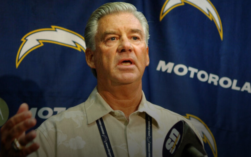 Former Chargers GM A.J. Smith dies at 75