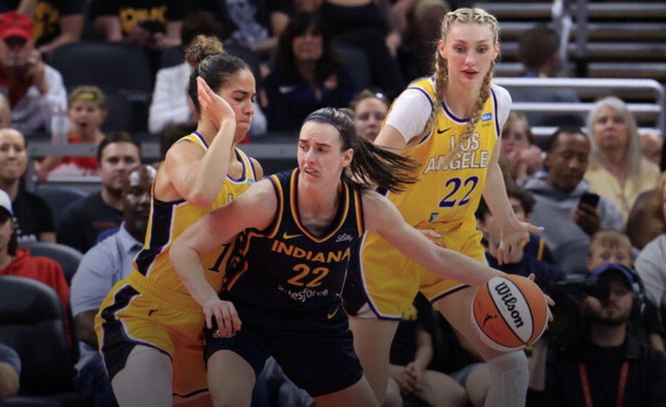 Clark scores career-high 30 in Fever loss to Sparks