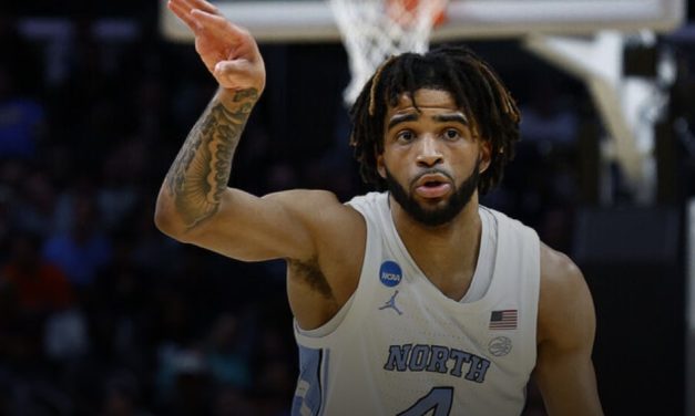 North Carolina star Davis returning for 5th year