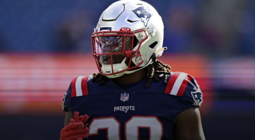 Report: Patriots signing RB Stevenson to 4-year, M extension