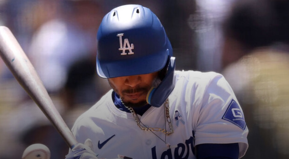 Betts expected to miss 6-8 weeks with fractured hand