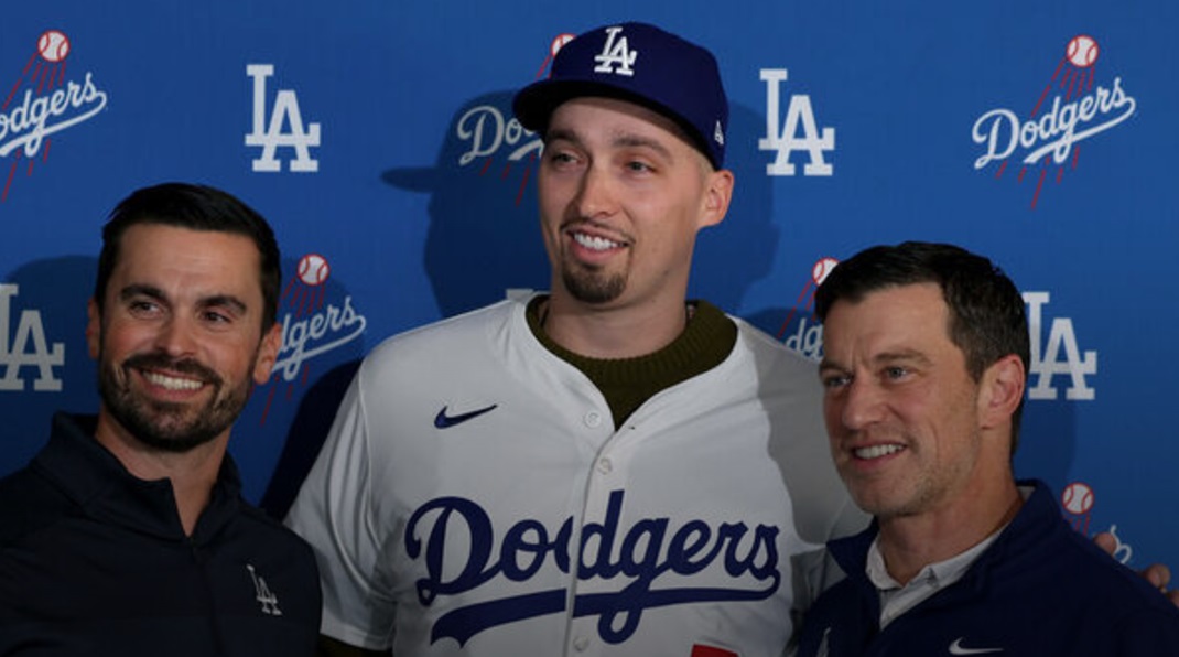 Dodgers introduce Snell: ‘If you can’t beat him, just have him join us’