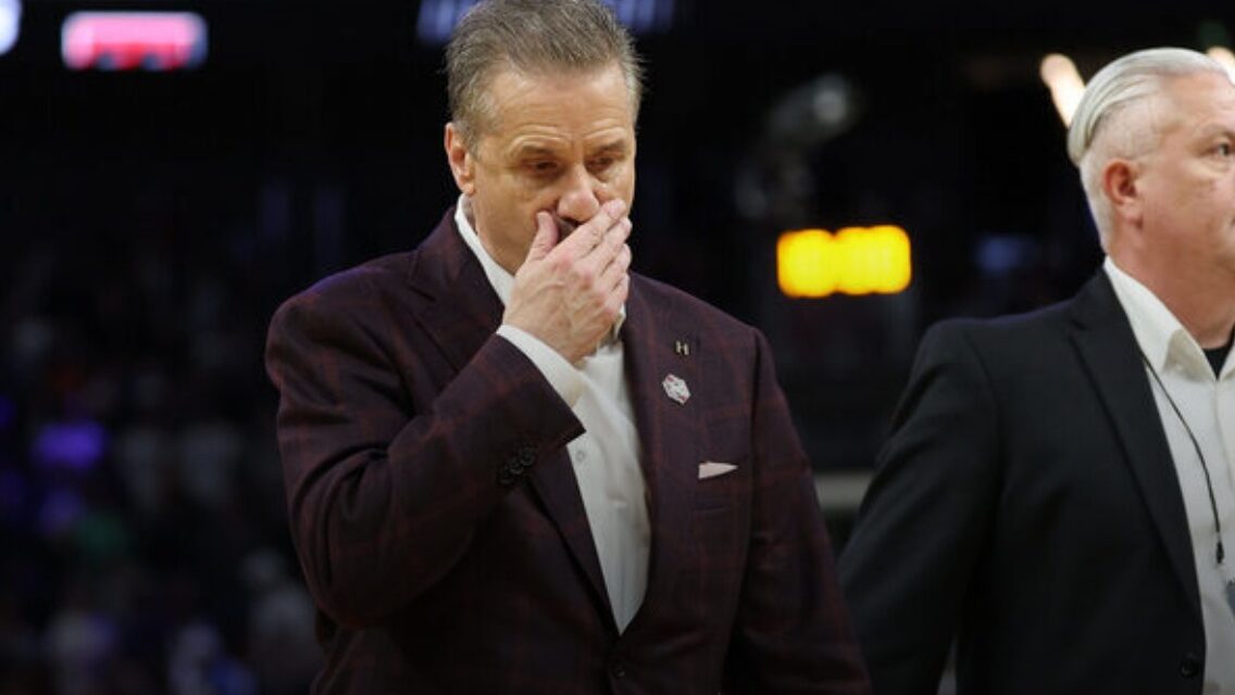 Arkansas’ Calipari: ‘I wish’ I called timeout in OT loss to Texas Tech