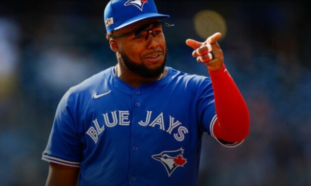 Report: Blue Jays, Guerrero agree to 14-year, $500M extension