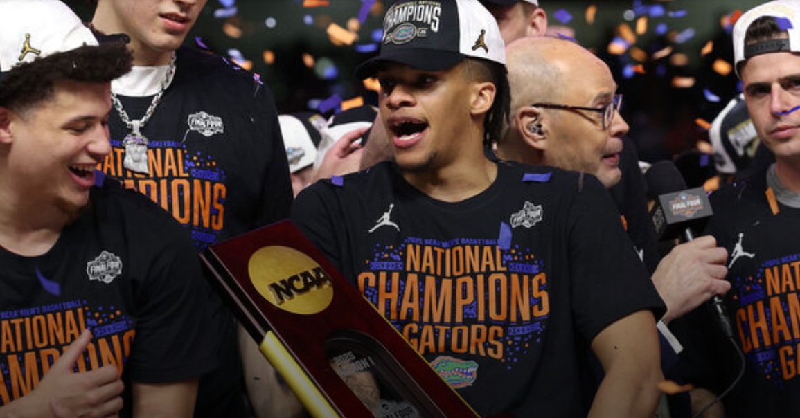 Florida storms back to beat Houston for 3rd national title