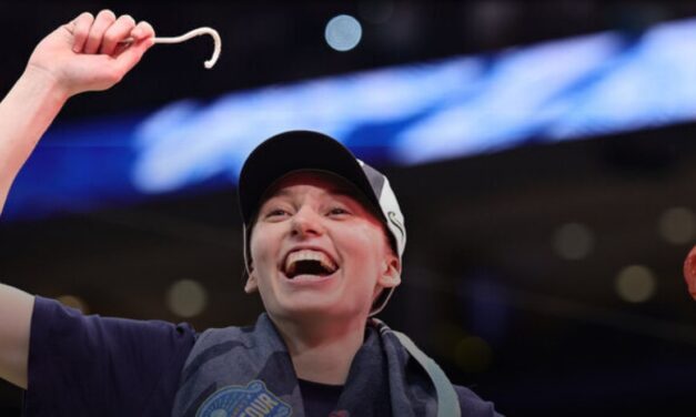 UConn routs South Carolina as Bueckers claims elusive title