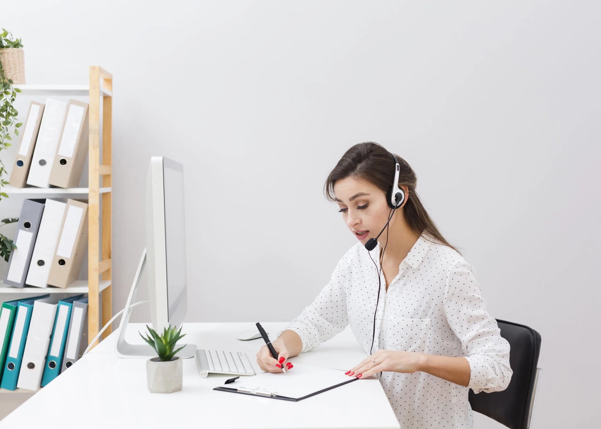 How Virtual Reception Services Support Patient Education Sessions