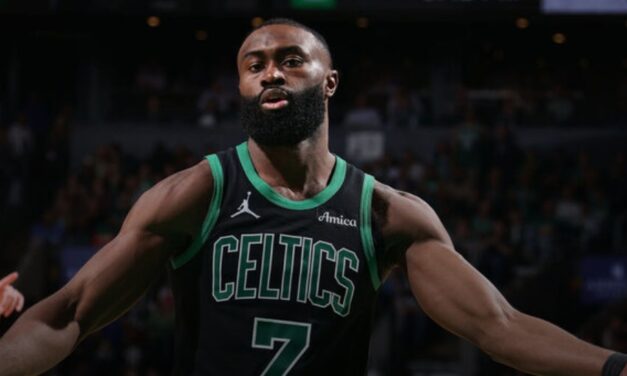 Report: Celtics’ Brown played through partially torn meniscus