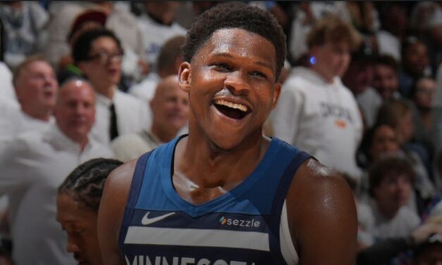 Wolves pummel Thunder in emphatic Game 3 response