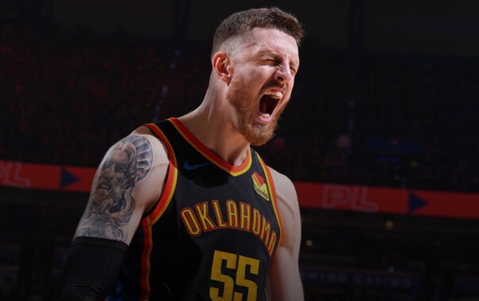 Thunder crush Nuggets in Game 2