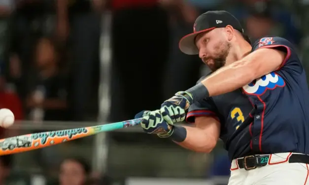 Raleigh holds off Caminero for HR Derby title