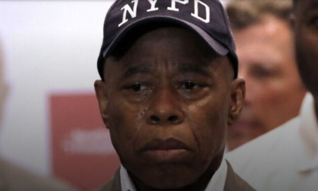 Mayor: Gunman who killed 4 at Manhattan office targeting NFL HQ