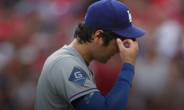Ohtani removed from start vs. Reds due to cramping