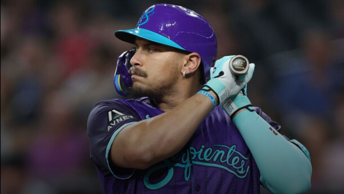 D-Backs trade Naylor to Mariners