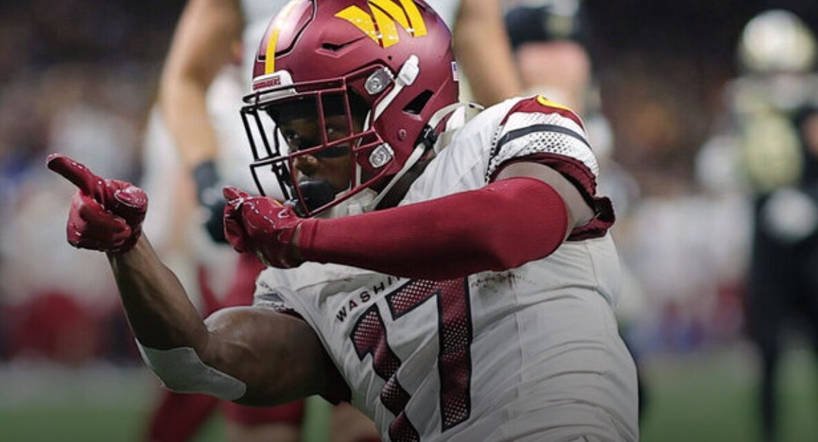 McLaurin reports to camp despite ongoing contract dispute