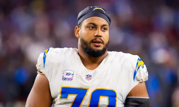 Chargers’ Slater done for season due to torn patellar tendon