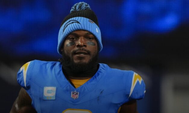 Chargers’ Perryman arrested on weapons charges, remains in jail
