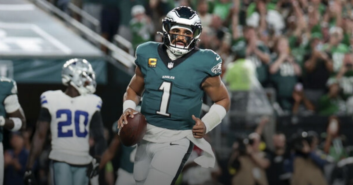 Eagles fend off Cowboys after weather delay to kick off season