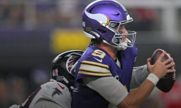 Report: McCarthy out 2-4 weeks with ankle sprain; Vikings to start Wentz