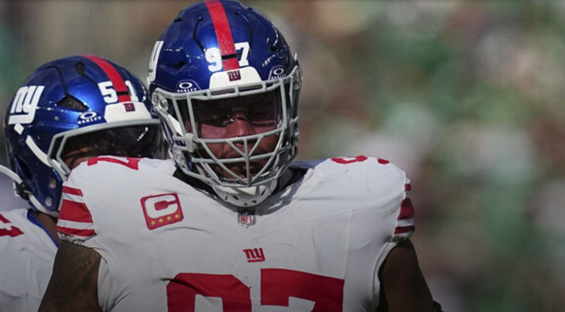 Giants’ Lawrence calls criticism from Carl Banks ‘delusional’