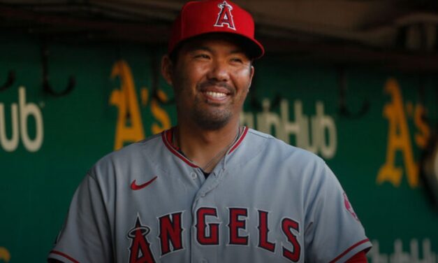 Angels hire Kurt Suzuki as manager on 1-year deal