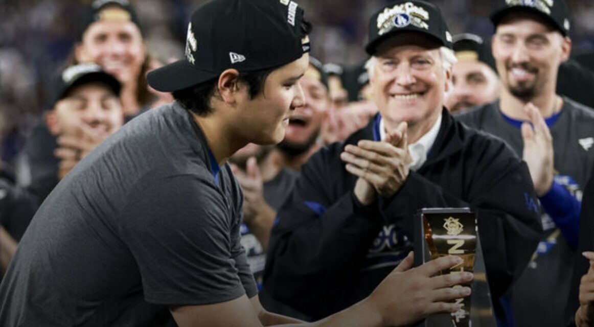 Ohtani hits 3 HRs, throws 6 shutout IP, wins NLCS MVP