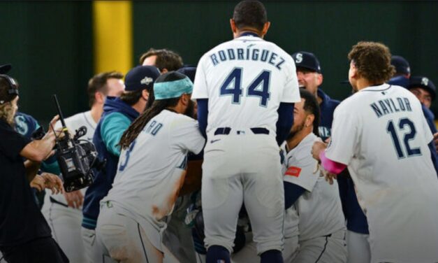 Mariners beat Tigers in 15-inning epic to reach 1st ALCS since 2001
