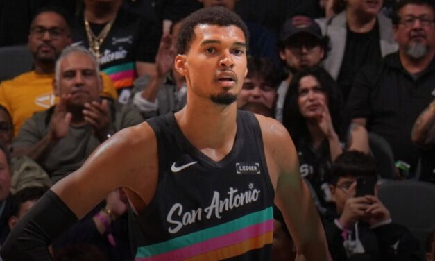 Report: Wemby out multiple weeks with strained calf