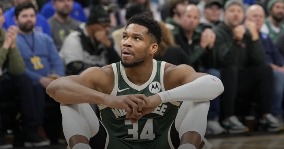 Giannis exits early from Bucks’ win over Pistons with strained calf