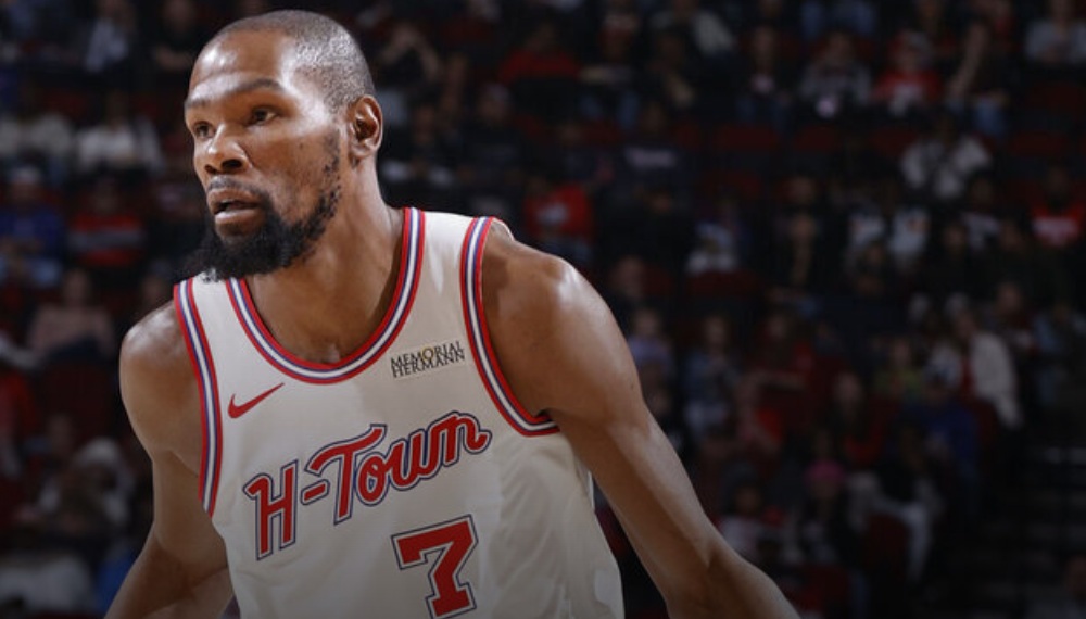 Durant passes Nowitzki for 6th on all-time scoring list