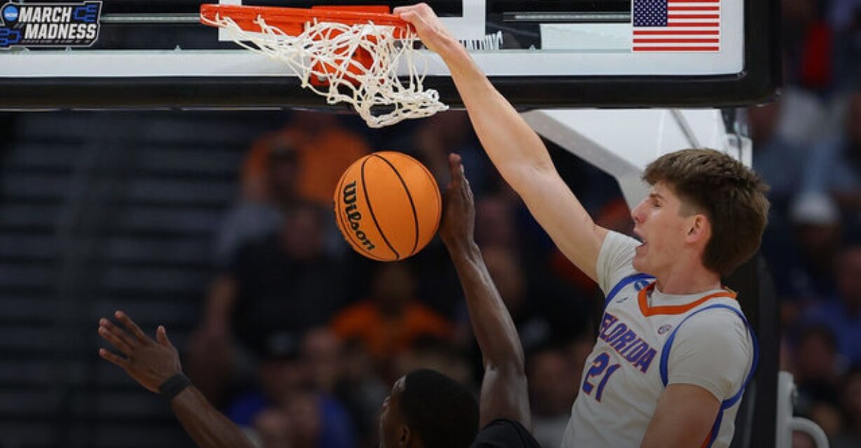 Florida crushes Prairie View A&M by record margin in NCAA Tournament opener