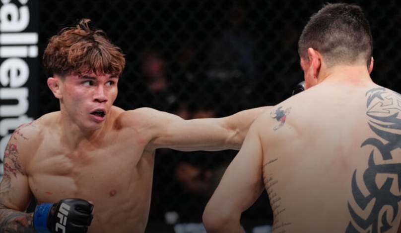 Kavanagh upsets Moreno in UFC Mexico main event